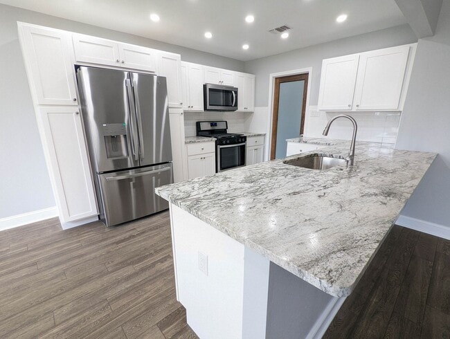 Newly Remodeled South Bossier 4/2 Home - Newly Remodeled South Bossier 4/2 Home