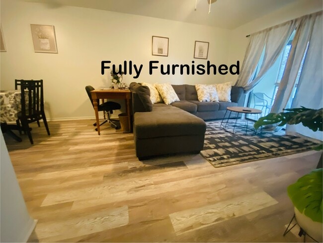 Building Photo - 1560 University Ln Unit 606 Rental