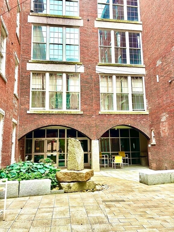 Photo - 130 John St Unit 355