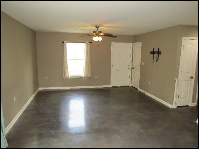 Photo - 306 Barnes St