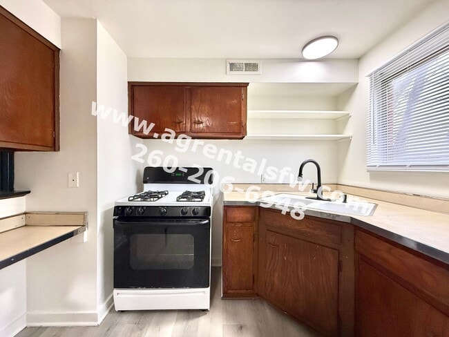 Photo - 4729 Northcrest Dr Unit A