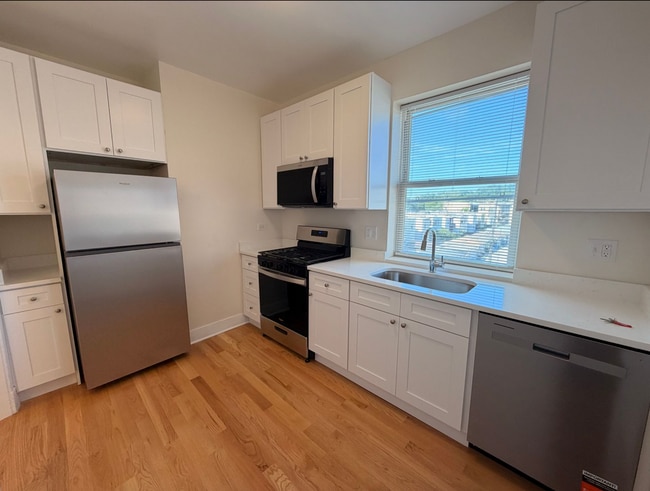 Photo - 4906 N Saint Louis Ave Unit 3W