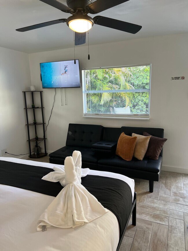 Photo - 1211 NE 15th Ave