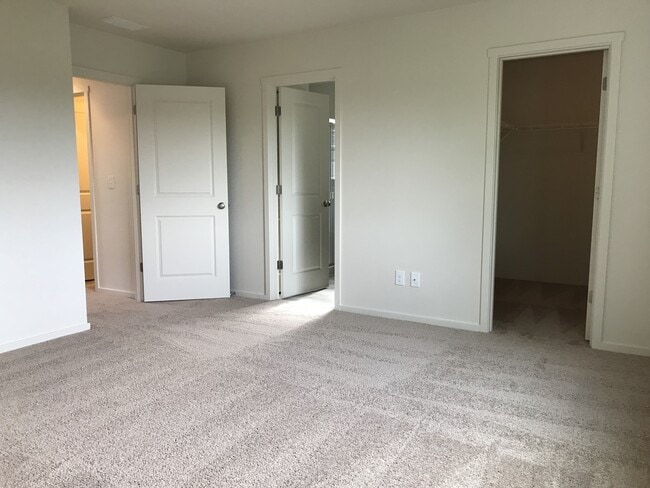 Photo - CUSTOM 3 BR 2.5 PET FRIENDLY HOME! A/C!