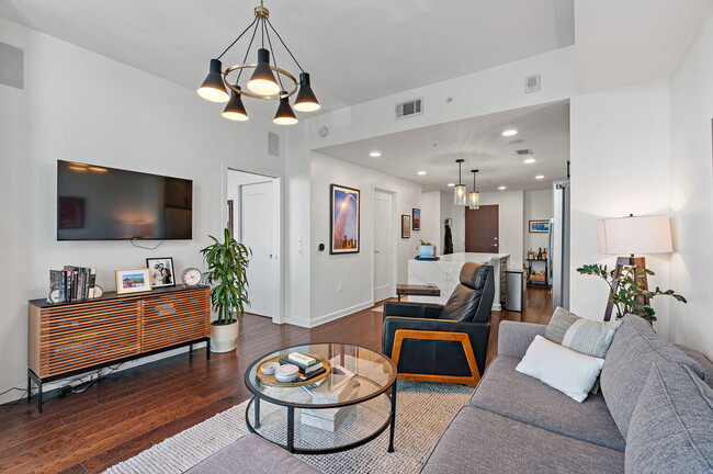 Photo - 1212 Laurel St Unit 708