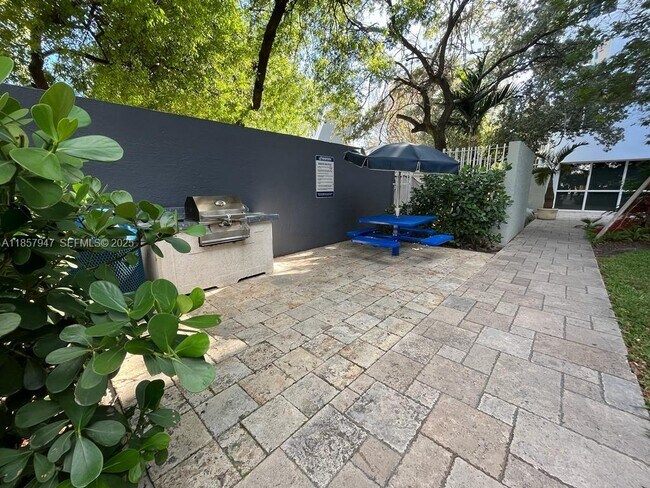 Photo - 800 N Miami Ave Unidad E-606