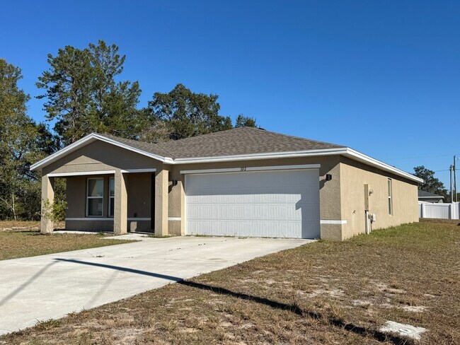 Photo - BEAUTIFUL, 4 bedroom, 2 bathroom Home in Poinciana!! Cable & Internet Included with Rent!!