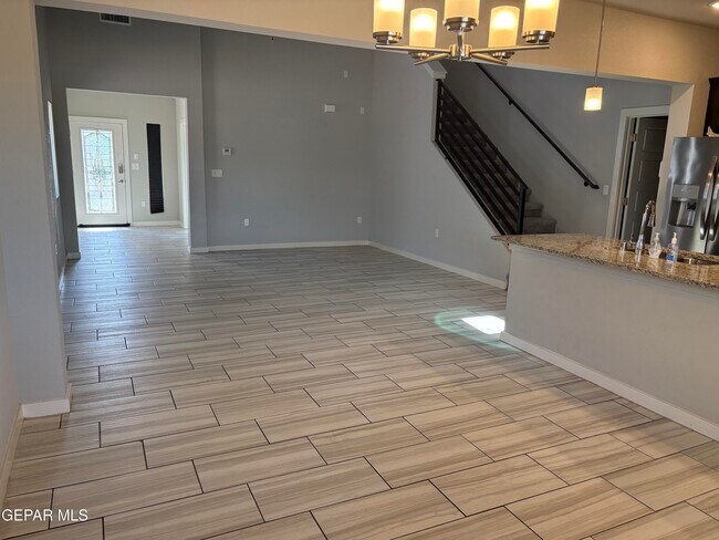 Photo - 11571 Leonor Duran St