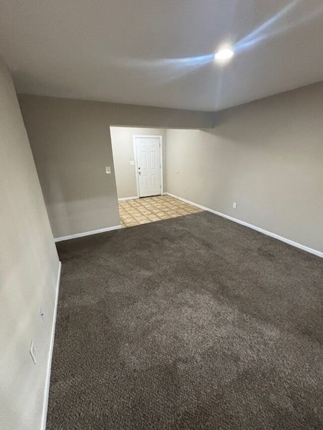 Photo - 8738 Thompson Ave Unidad A