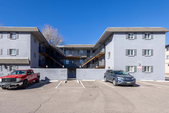 Photo - Pearl Apartments