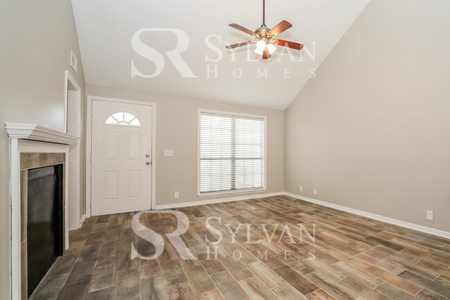 Photo - Feel right at home in this charming 3 bedr...