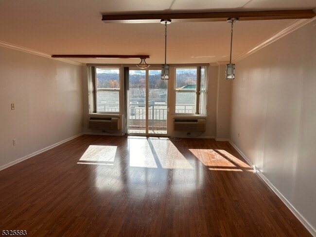 Photo - 300 Main St Unit 405