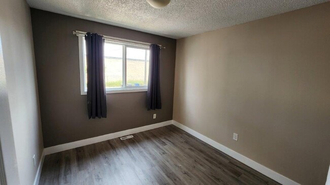 Photo - 7230 Ogden Rd SE