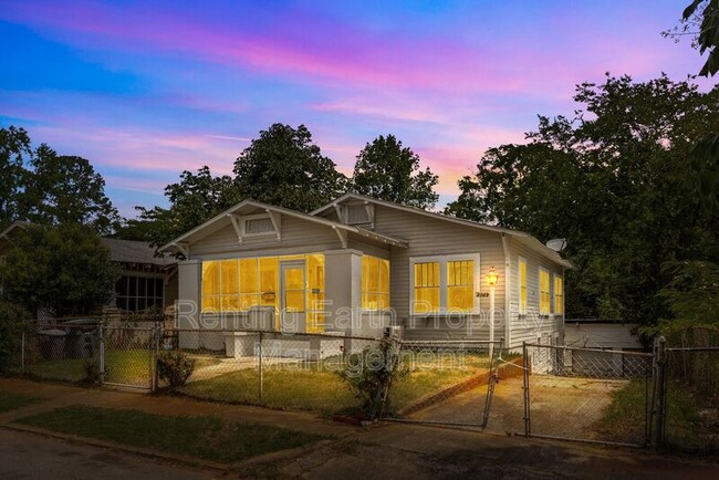 Building Photo - 1149 15th St SW