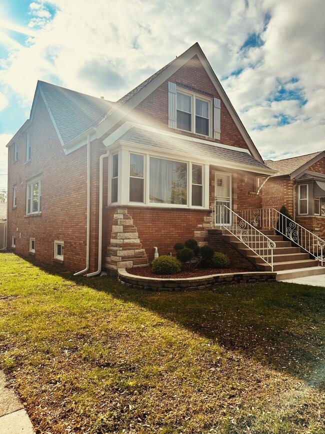 Photo - 6758 S Karlov Ave