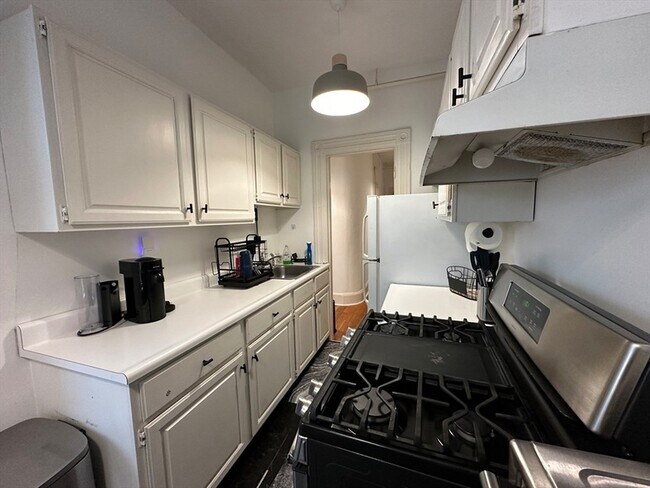 Photo - 2 Inman St Unit 8