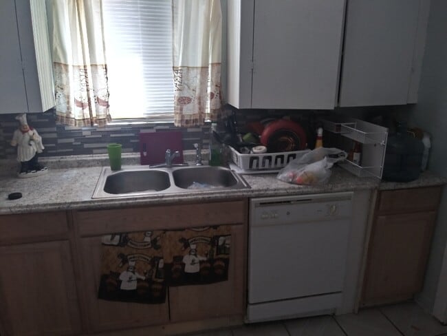 Photo - 346 E Murphy St