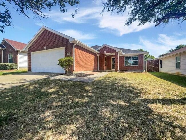 Building Photo - 1932 Sampsell Dr Rental