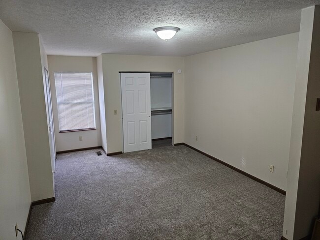 Photo - 3676 Harris Ave NW