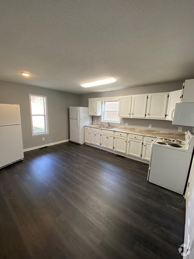 Building Photo - 904 Pittsburg Ave Unit 902 Rental