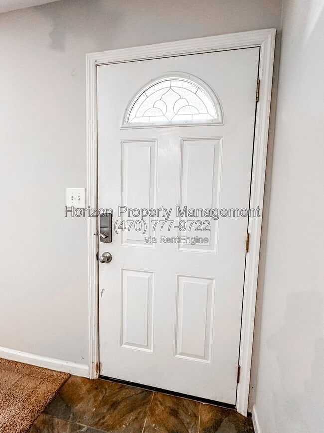 Photo - 4925 Farmstead Ct NE