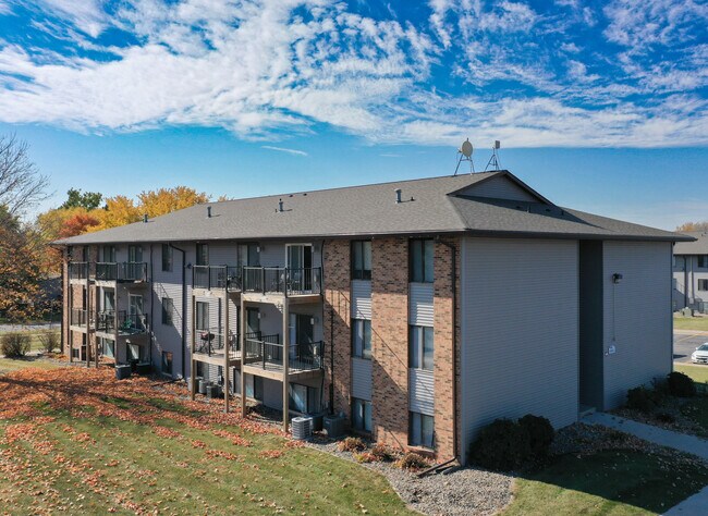 College Creek Apartments