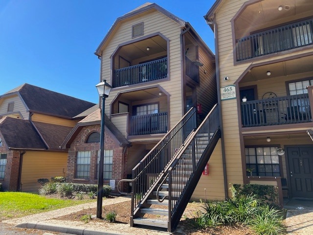 Building Photo - 465 Forestway Cir Unit 202