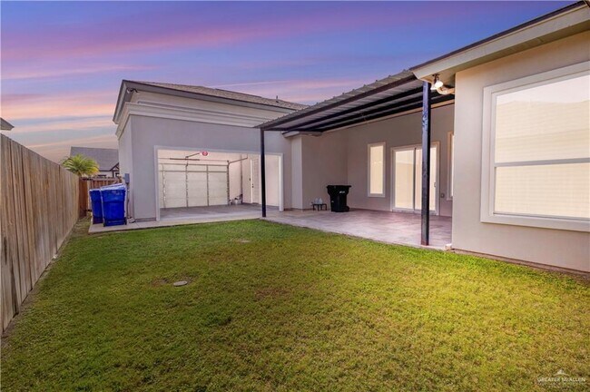 Photo - 30 Wisteria Ave