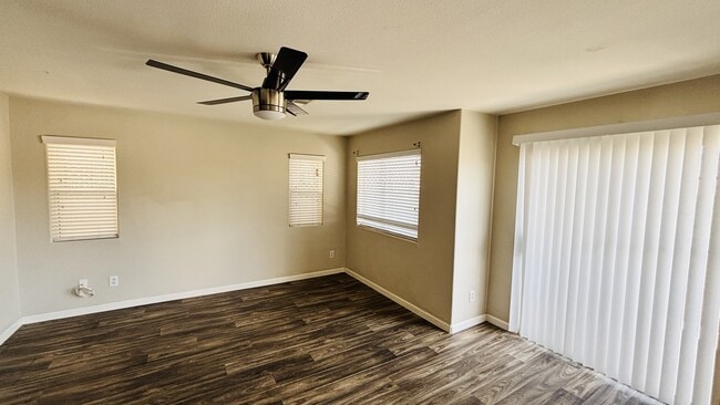 5754 Wind Dancer Dr