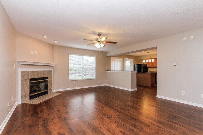 8047 Twin River Dr