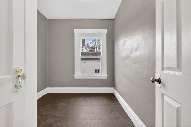 Photo - 4118 E 64th St Unit Upper