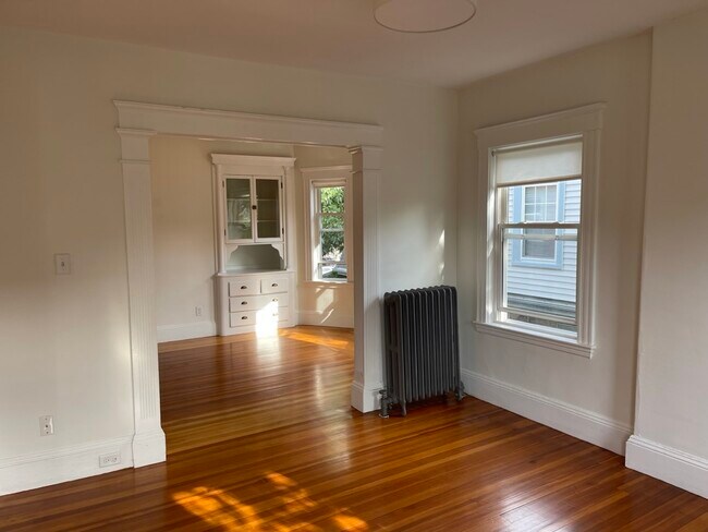 Building Photo - 11 Marion Rd Unit 3