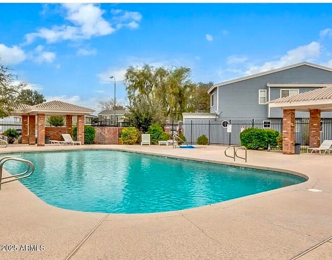 Photo - 2301 E University Dr Townhome