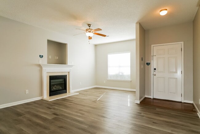 Photo - 7028 Paint Rock Ln