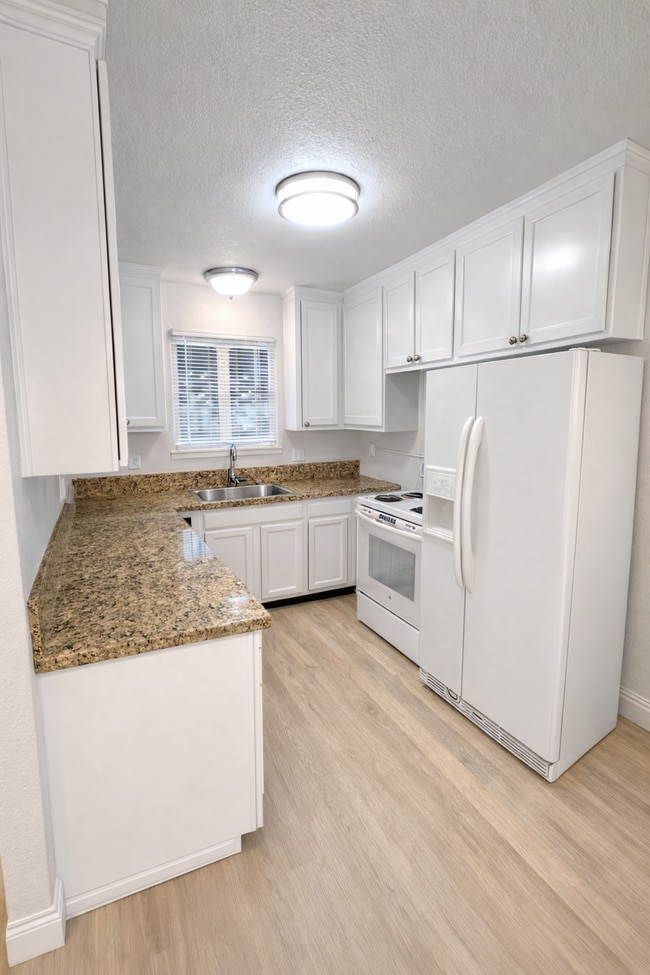 Photo - 5964 Gilman Way