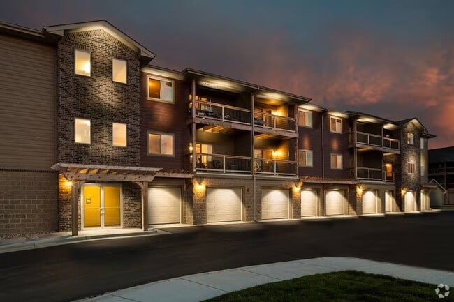Villas at Canyon Creek Apartments