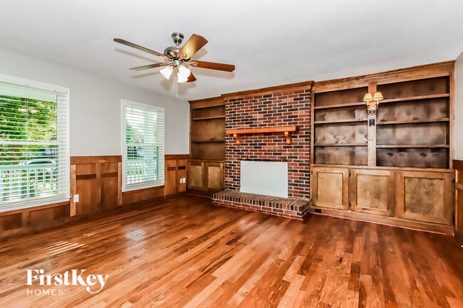 Photo - 6917 Forest Manor Dr