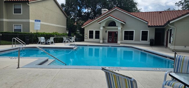 Photo - 3004 Parkway Blvd Unit 112