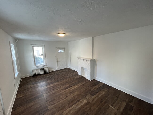 Photo - 800 S 27th St