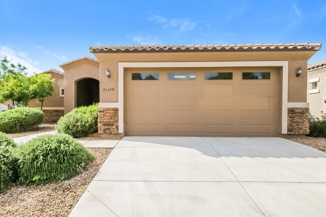 Building Photo - 21549 E Puesta Del Sol
