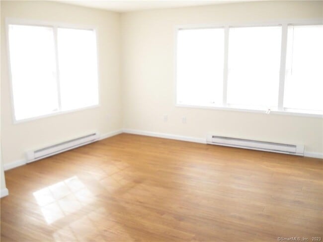 Photo - 7 New St Unit 305