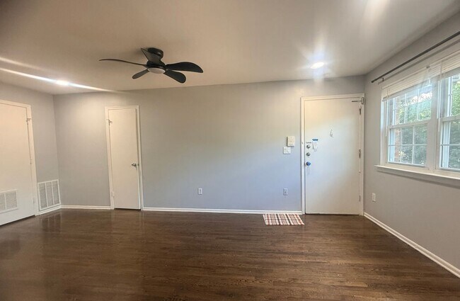 128 College Dr