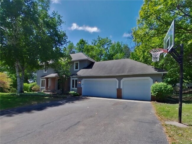 Photo - 5585 Rosewood Ln House
