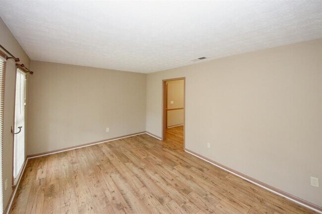 Photo - 4033 Scenic Mountain Dr SW