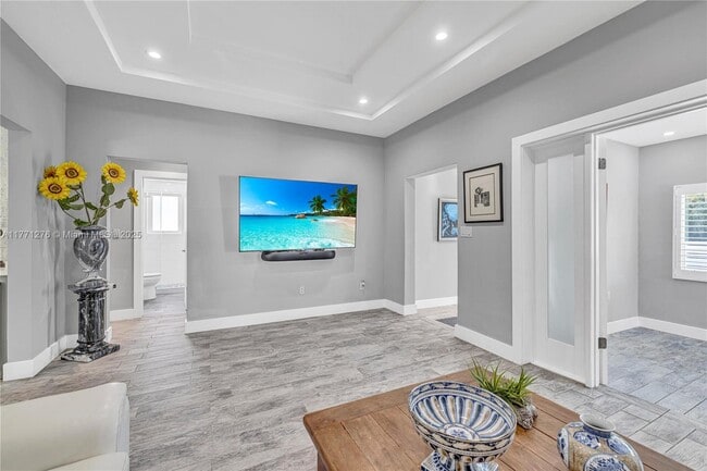 Photo - 2263 SW 12th St