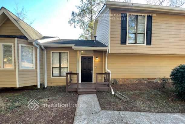 Building Photo - 4121 Willow Ridge Rd