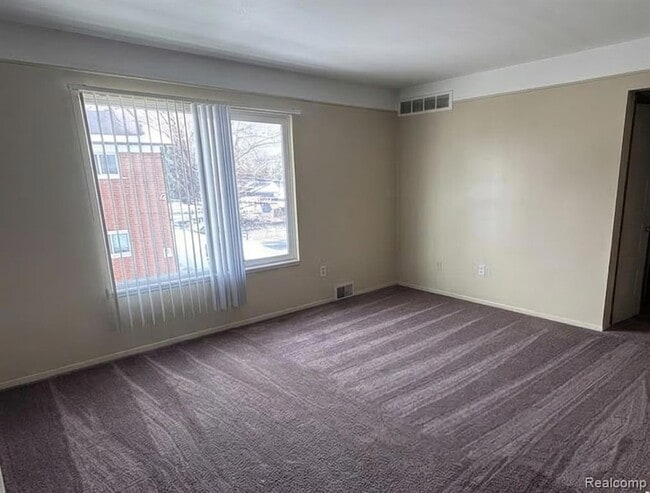 Photo - 16481 E 10 Mile Rd Unit 10