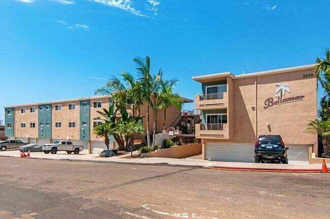 Charming Bay Park Condo For Rent! - Charming Bay Park Condo For Rent!