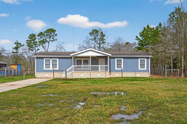 Building Photo - 15933 W Relza Dr