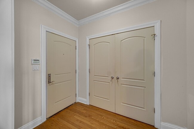 Photo - 2811 N Bell Ave Unit 404